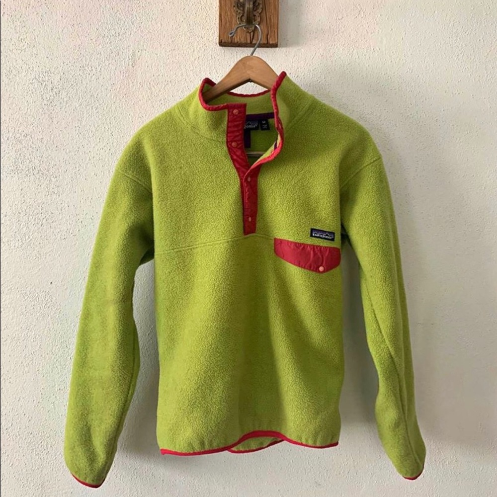 watermelon patagonia pullover! perfect condition